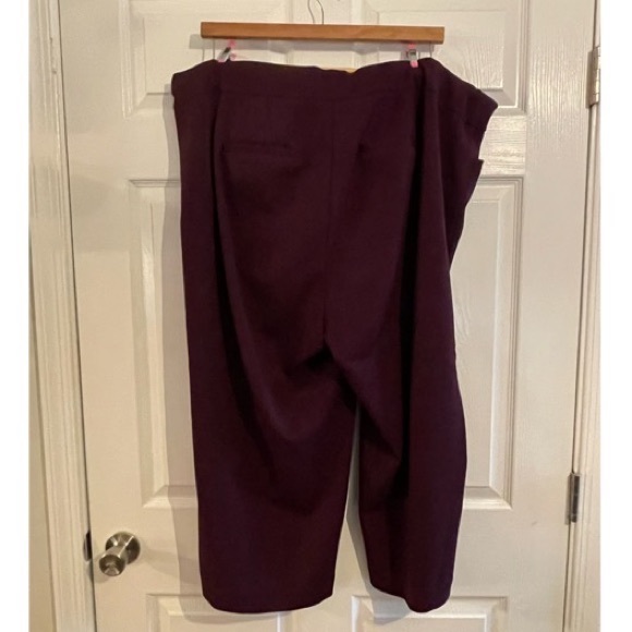 Torrid Cropped Dress Pants - Picture 3 of 3